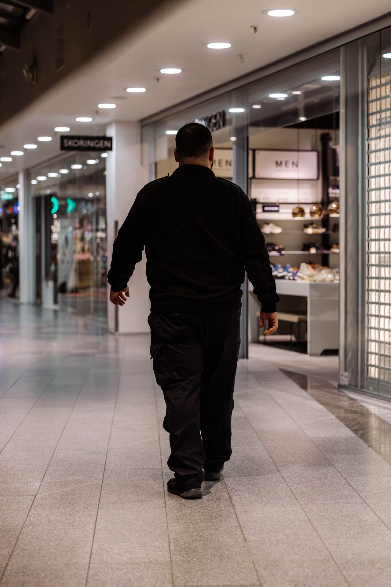 Center- og Servicevagt – I shoppingcentre og detailmiljøer går sikkerhed og god kunde
